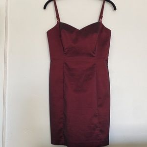 LAUNDRY BY SHELLI SEGAL Spaghetti Strap Sweetheart Neck Dress Burgundy Maroon